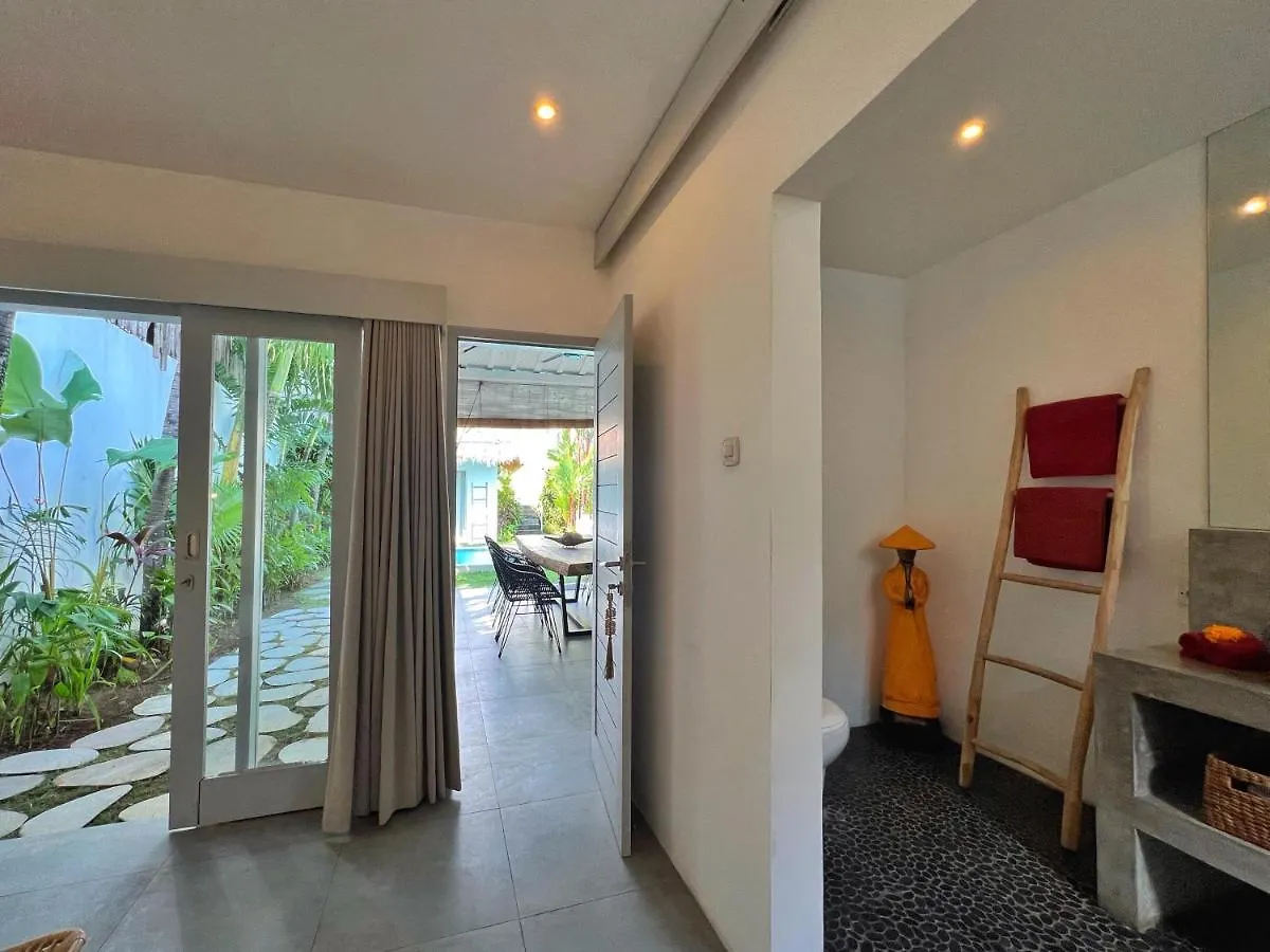 Villa Teman Eden, 4Br Prime Location Seminyak Beach