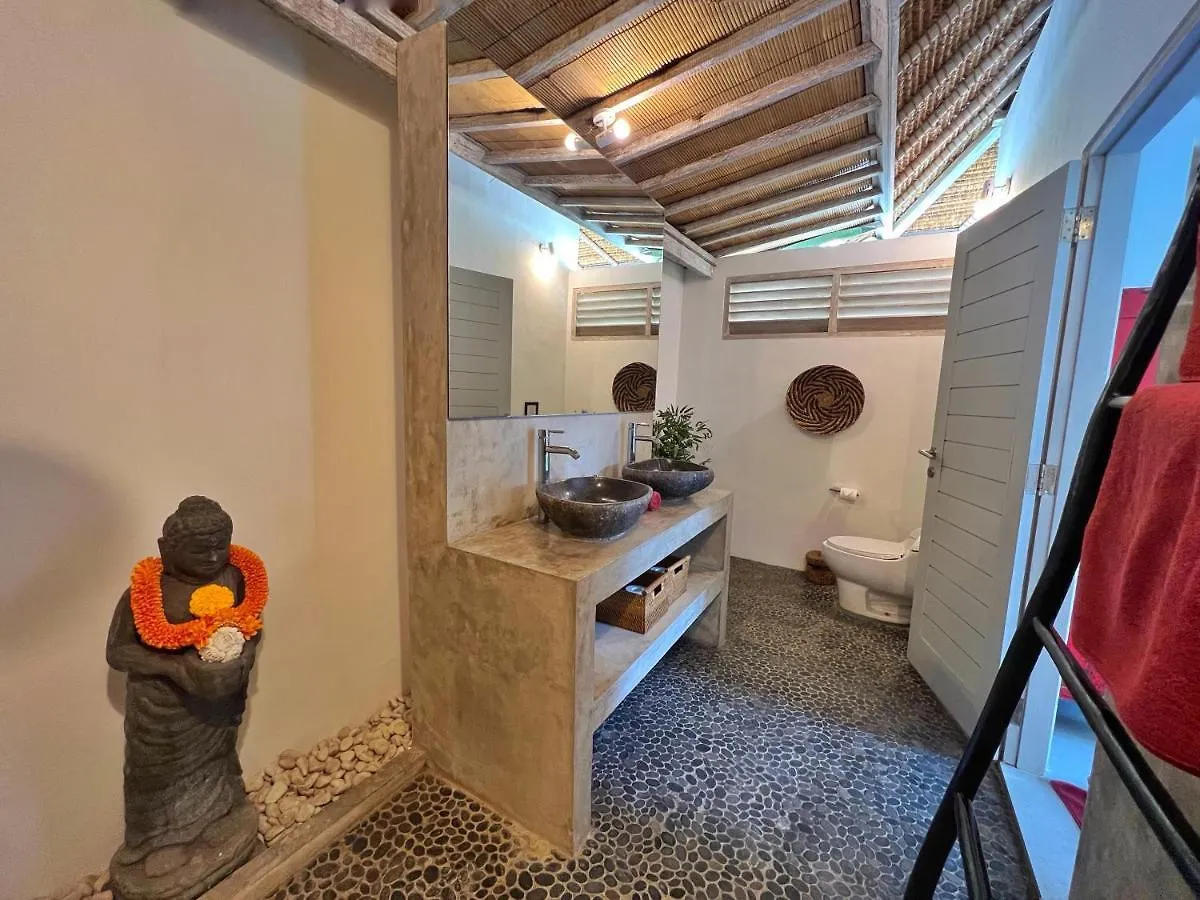 Villa Teman Eden, 4Br Prime Location Seminyak Beach