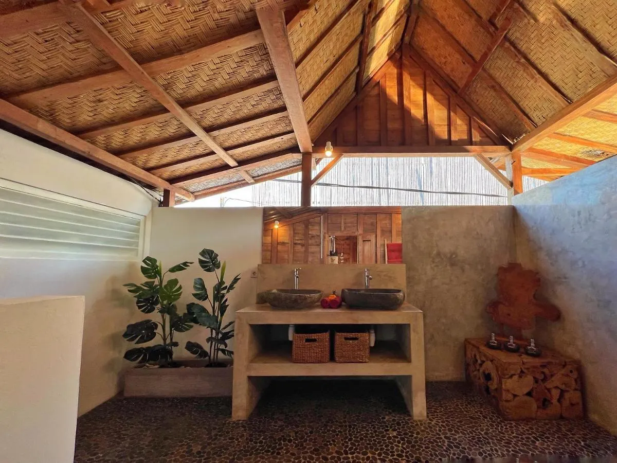 Villa Teman Eden, 4Br Prime Location Seminyak Beach  Seminyak (Bali)