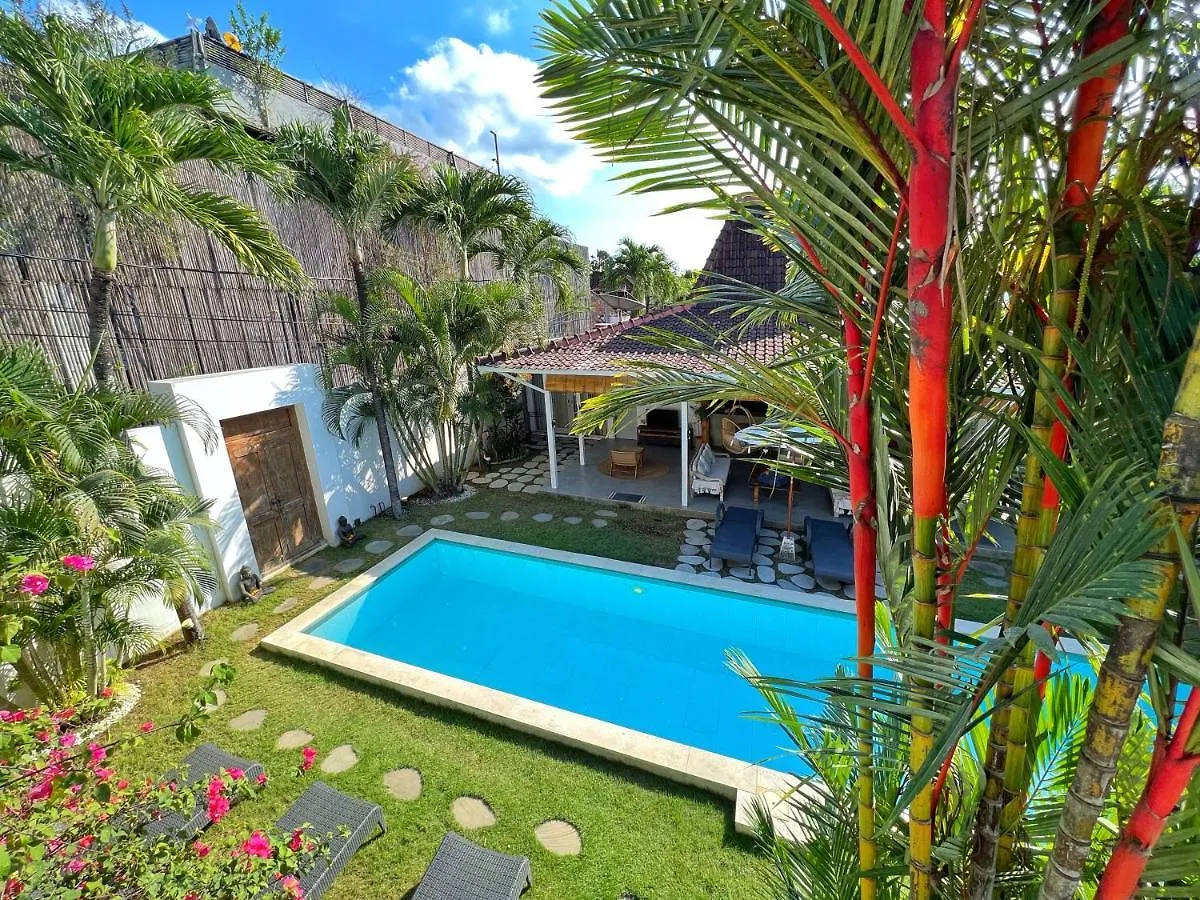 Villa Teman Eden, 4Br Prime Location Seminyak Beach