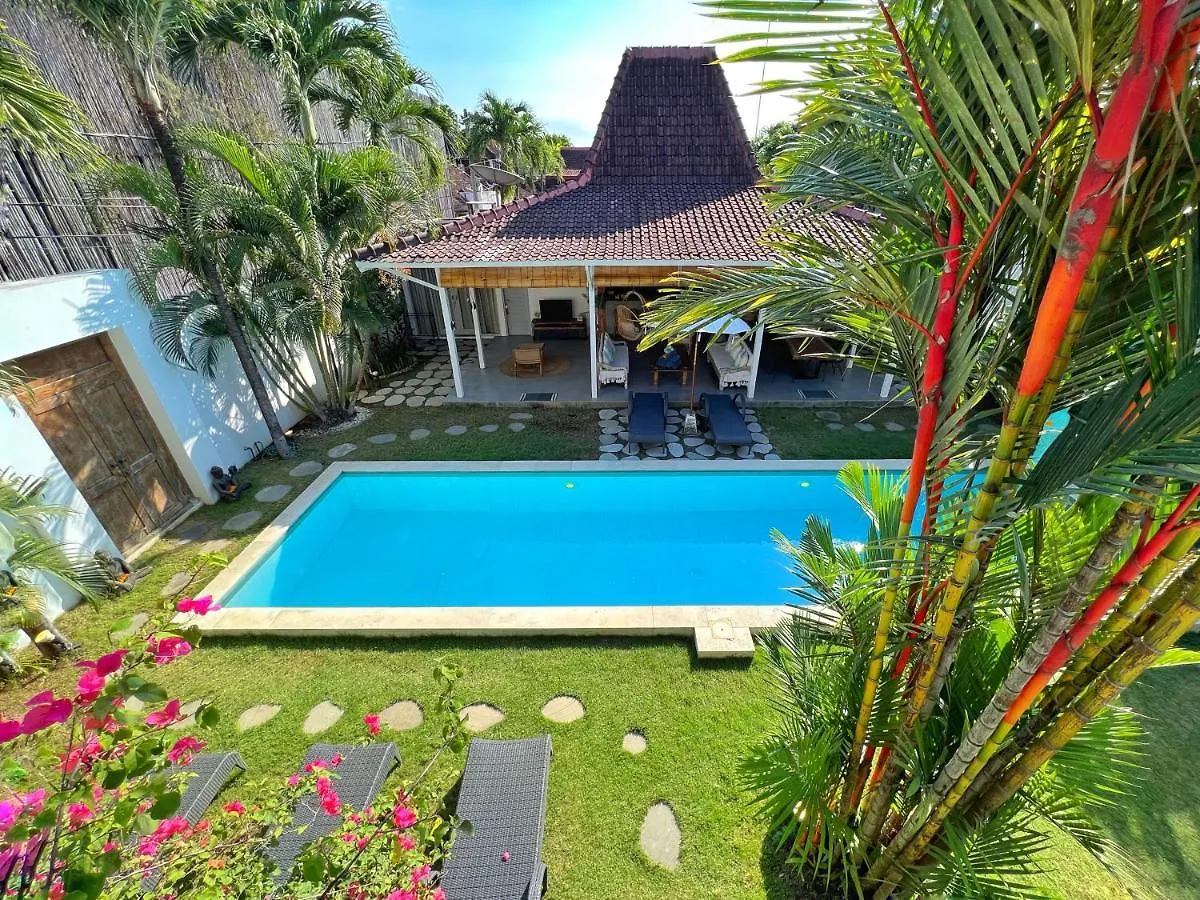 Villa Teman Eden, 4Br Prime Location Seminyak Beach