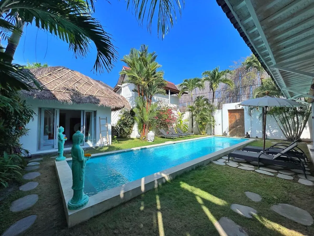 Villa Teman Eden, 4Br Prime Location Seminyak Beach