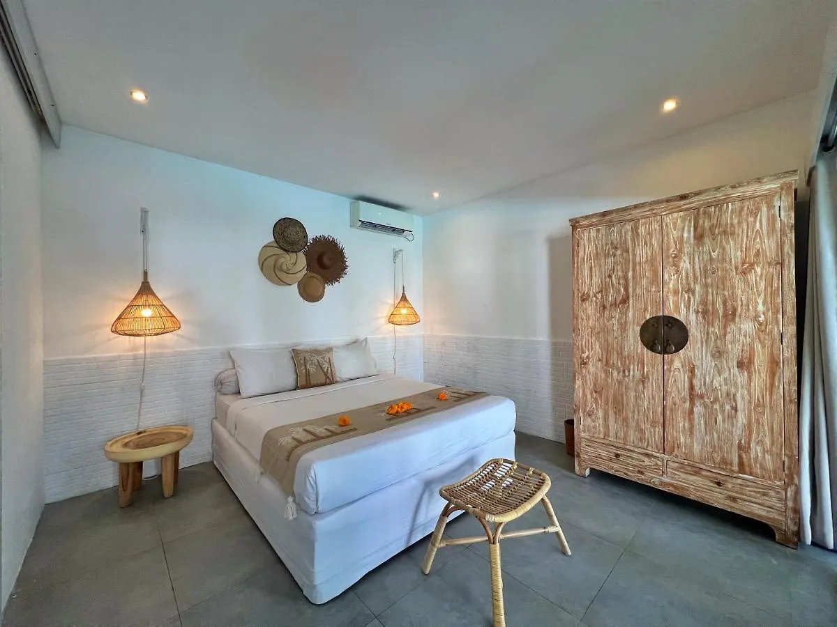 Villa Teman Eden, 4Br Prime Location Seminyak Beach